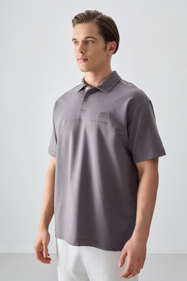 Koyu Gri Pamuklu Kalın Yumuşak Dokulu Polo Yaka Oversize Fit Basic Erkek T- Shirt - 88382 - Thumbnail