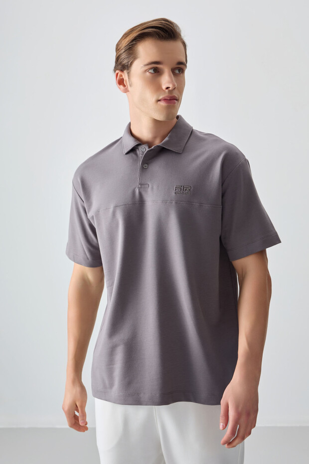 Koyu Gri Pamuklu Kalın Yumuşak Dokulu Polo Yaka Oversize Fit Basic Erkek T- Shirt - 88382