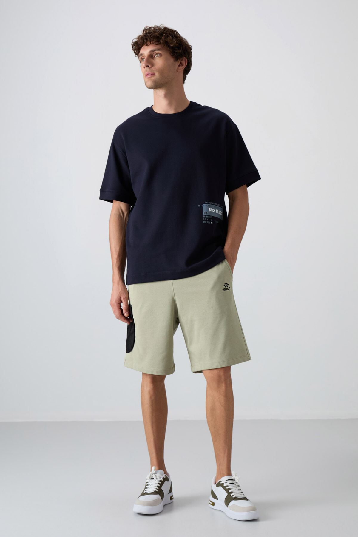 Çağla Pamuklu Kalın Yumuşak Dokulu Comfort Fit Baskılı Erkek Şort - 81266 - TOMMYLIFE