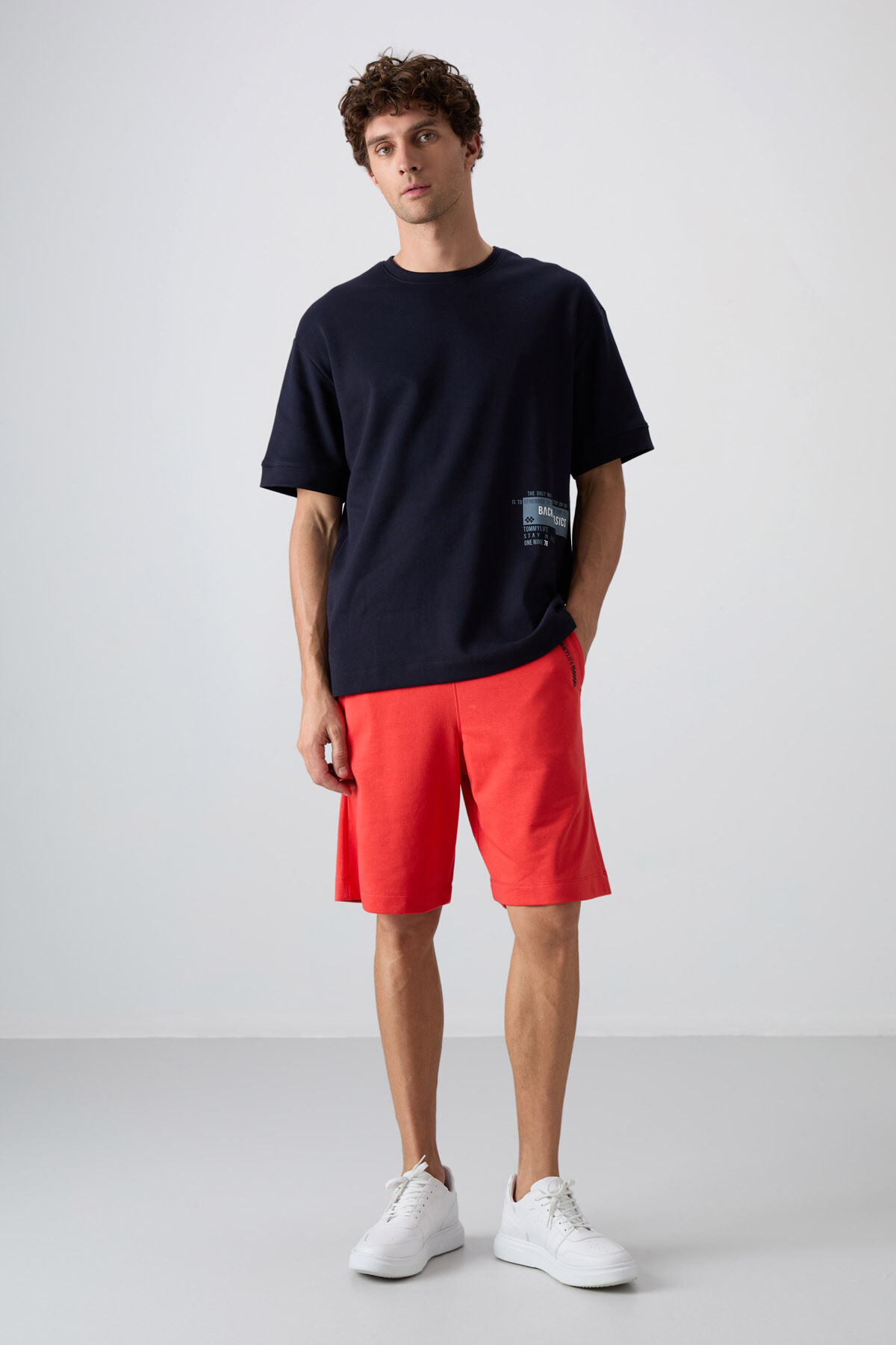 Fiesta Pamuklu Kalın Yumuşak Dokulu Comfort Fit Baskılı Erkek Şort - 81263 - TOMMYLIFE (1)