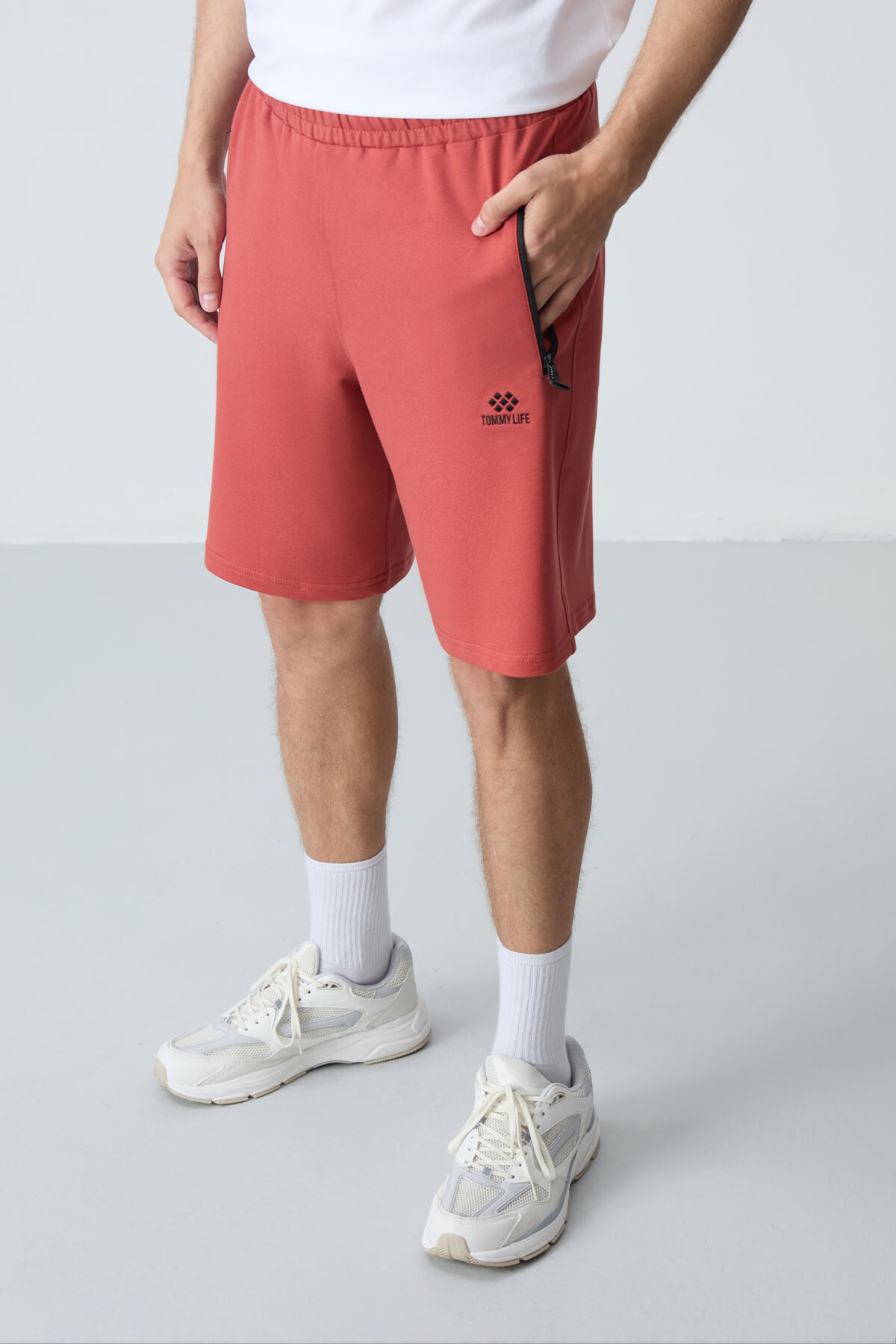 Kiremit Gizli Fermuar Arka Cepli Bağcıklı Standart Kalıp Erkek Şort - 81136 - TOMMYLIFE