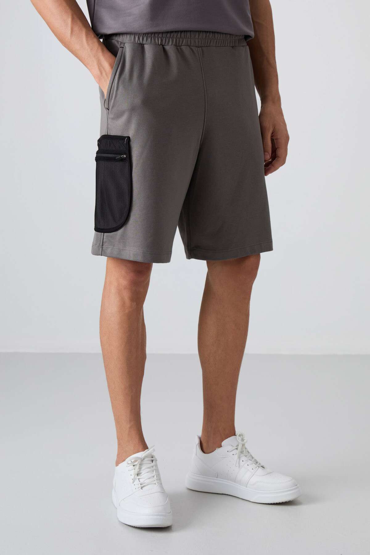 Koyu Gri Pamuklu Kalın Yumuşak Dokulu Comfort Fit Baskılı Erkek Şort - 81266 - TOMMYLIFE