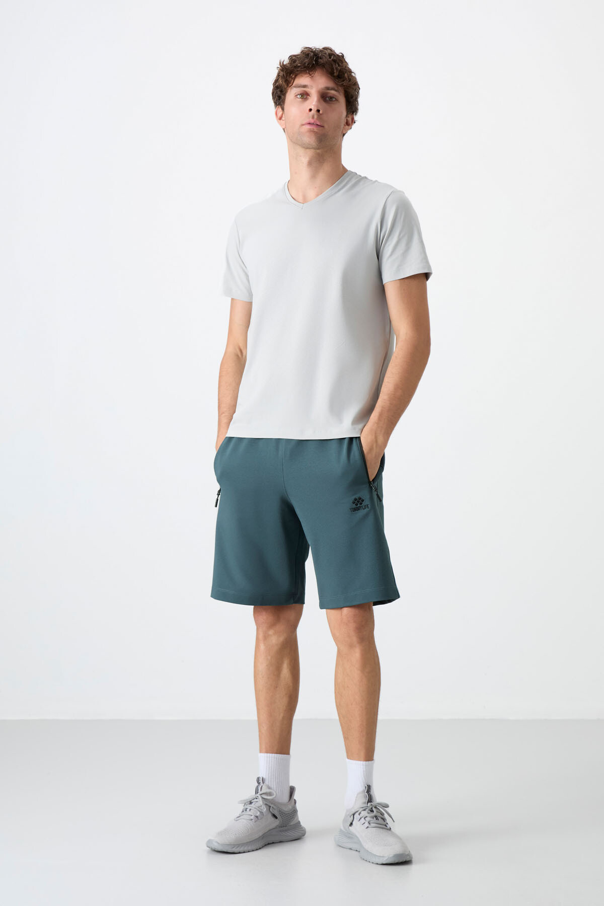 Orman Yeşili Gizli Fermuar Arka Cepli Bağcıklı Standart Kalıp Erkek Şort - 81136 - TOMMYLIFE