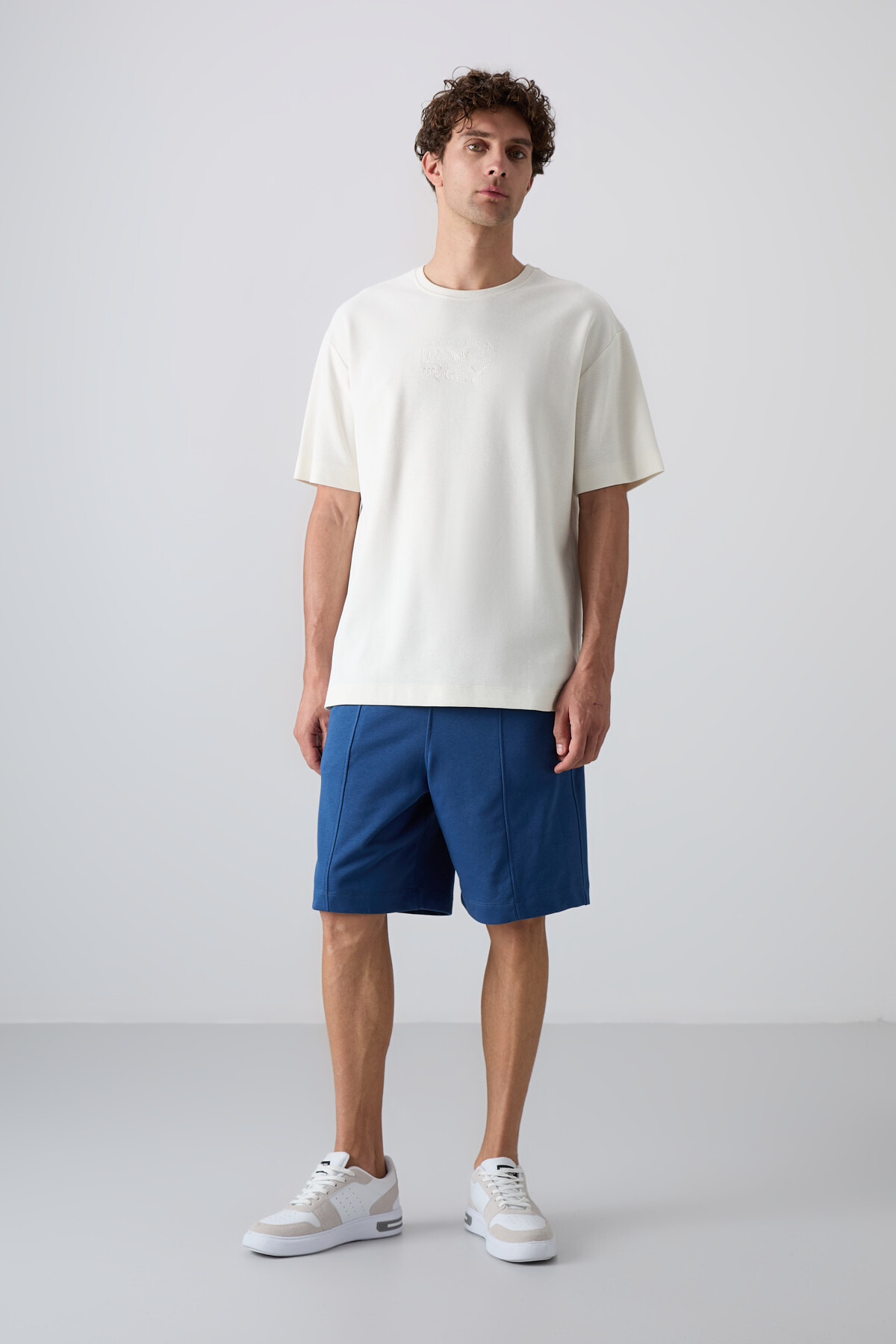 Parlament Pamuklu Kalın Yumuşak Dokulu Comfort Fit Basic Erkek Şort - 81261 - TOMMYLIFE