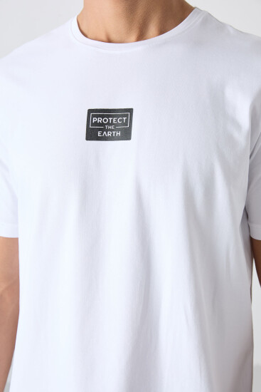 Beyaz - Siyah Pamuklu Yumuşak Dokulu Standart Fit Baskılı Erkek Şortlu Takım - 85243 - TOMMYLIFE (1)