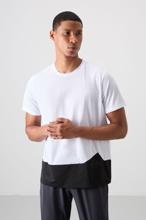 Beyaz Polyester Nefes Alan Dokulu İnce Esnek Standart Fit Erkek Performans T-Shirt - 88383