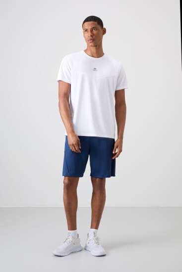 Beyaz Nefes Alan Dokulu İnce Esnek Standart Fit Erkek Performans T-Shirt - 88391 - TOMMYLIFE (1)