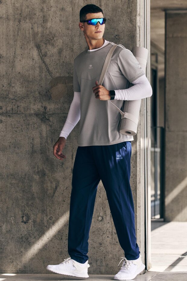Gri Nefes Alan Dokulu İnce Esnek Standart Fit Erkek Performans T-Shirt - 88391 - 2