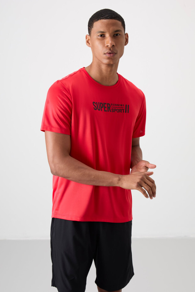 Kırmızı Polyester Nefes Alan Dokulu İnce Esnek Standart Fit Erkek Performans T-Shirt - 88385