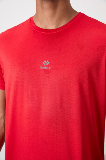 Kırmızı Polyester Nefes Alan Jakarlı İnce Esnek Standart Fit Erkek Performans T-Shirt - 88397 - Thumbnail