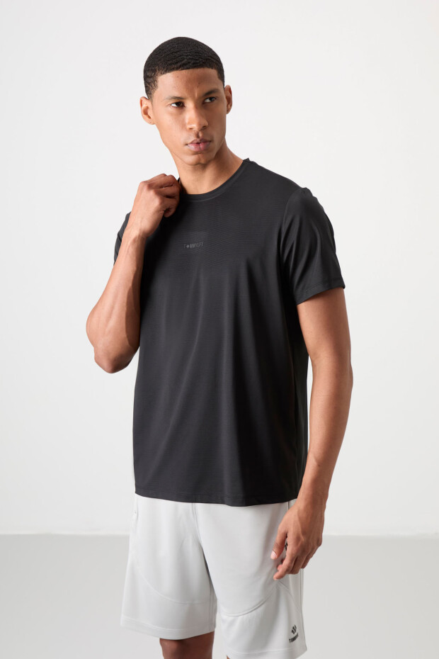 Siyah Polyester Nefes Alan Dokulu İnce Esnek Standart Fit Erkek Performans T-Shirt - 88384
