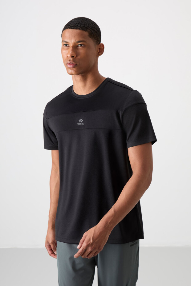 Siyah Polyester Nefes Alan Dokulu İnce Esnek Standart Fit Erkek Performans T-Shirt - 88396