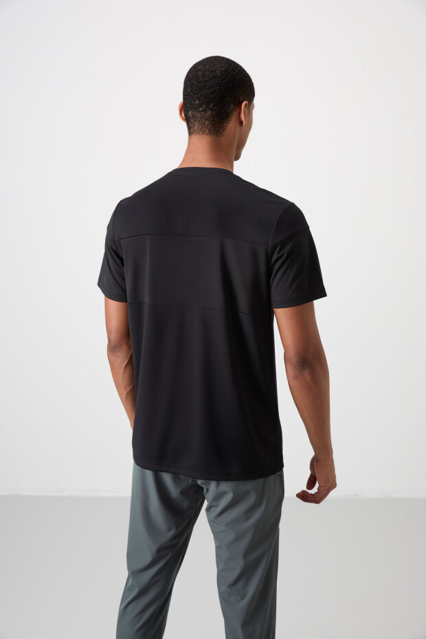 Siyah Polyester Nefes Alan Dokulu İnce Esnek Standart Fit Erkek Performans T-Shirt - 88396