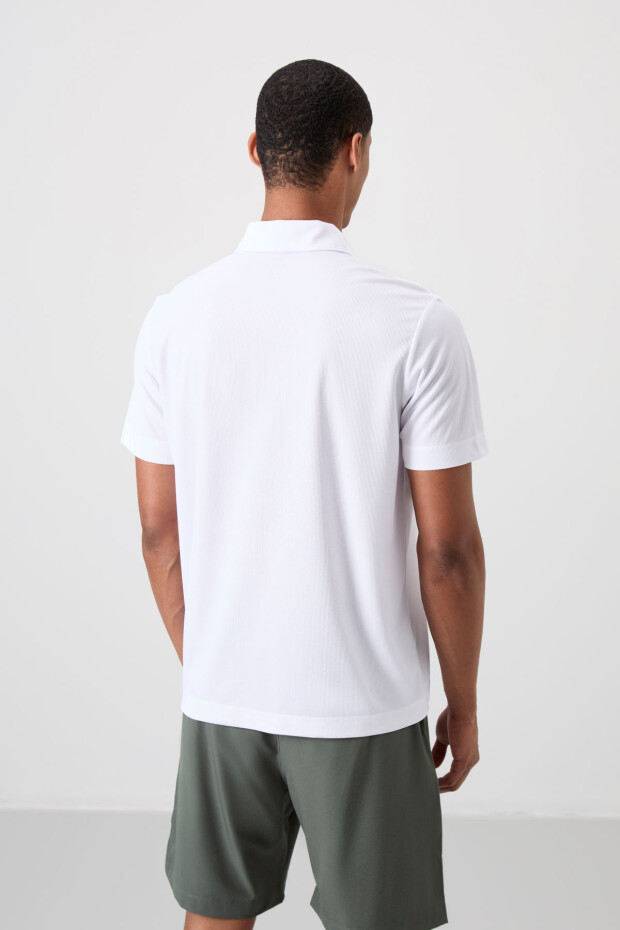 Beyaz Polyester Nefes Alan Dokulu İnce Esnek Standart Fit Polo Yaka Erkek Performans T-Shirt - 88393