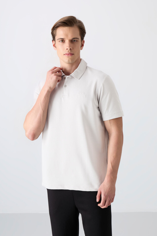 Ekru Basic Logolu Standart Kalıp Triko Polo Yaka Erkek T-Shirt - 87748