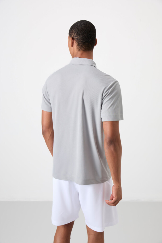 Gri Nefes Alan Dokulu İnce Esnek Standart Fit Polo Yaka Erkek Performans T-Shirt - 88392 - 5