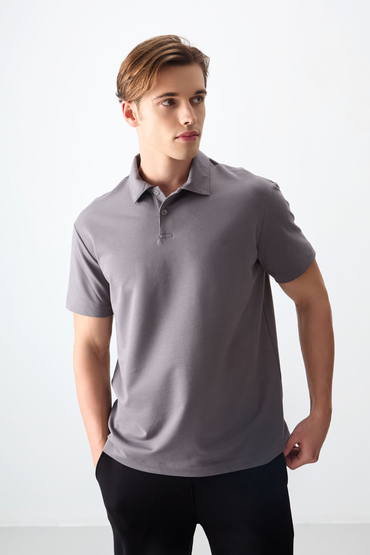 Koyu Gri Pamuklu Kalın Yumuşak Dokulu Polo Yaka Oversize Fit Basic Erkek T- Shirt - 88381 - Air Jones