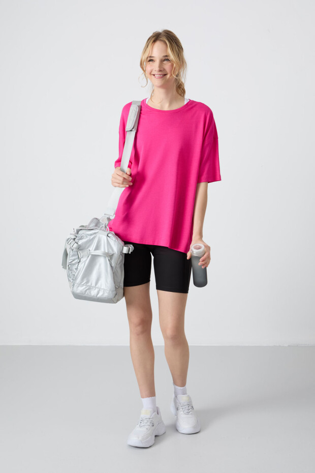 Fuşya Penye Modal Yumuşak Tuşeli Oversize Fit Basic Kadın T-Shirt- 97285 - 1
