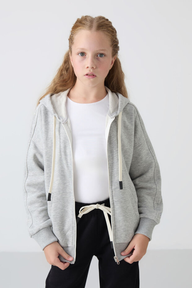 Gri Melanj Pamuklu İçi Tüylü Yumuşak Dokulu Standart Fit Nakışlı Kız Çocuk Sweatshirt - 75149 - 2