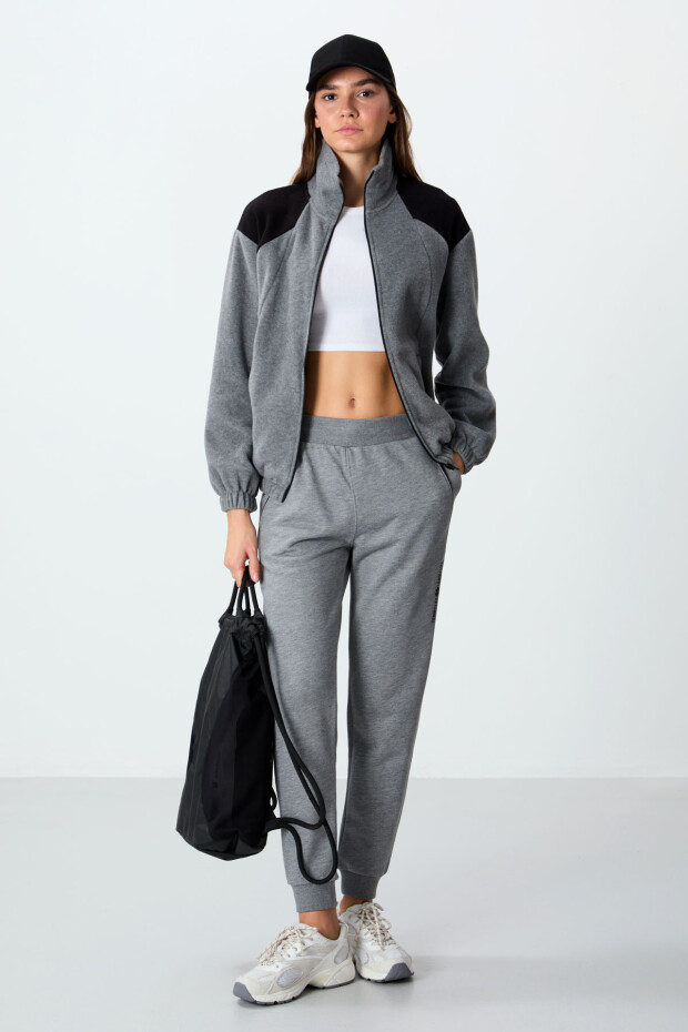 Gri Melanj Kalın Yumuşak Dokulu Dik Yaka Oversize Nakışlı Polar Kadın Sweatshirt - 97293 - 6