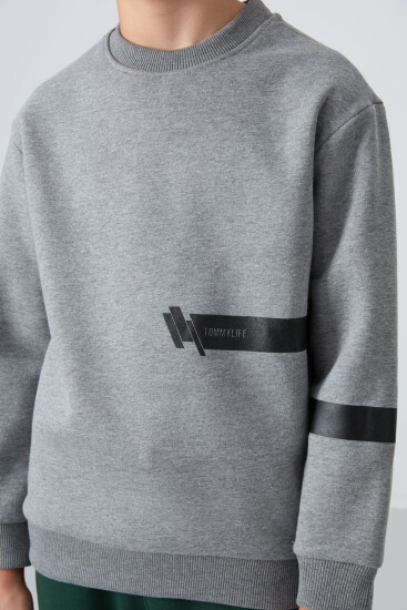 Gri Melanj Pamuklu Kalın İçi Tüylü Standart Fit Baskılı Erkek Çocuk Sweatshirt - 11238 - TOMMYLIFE (1)
