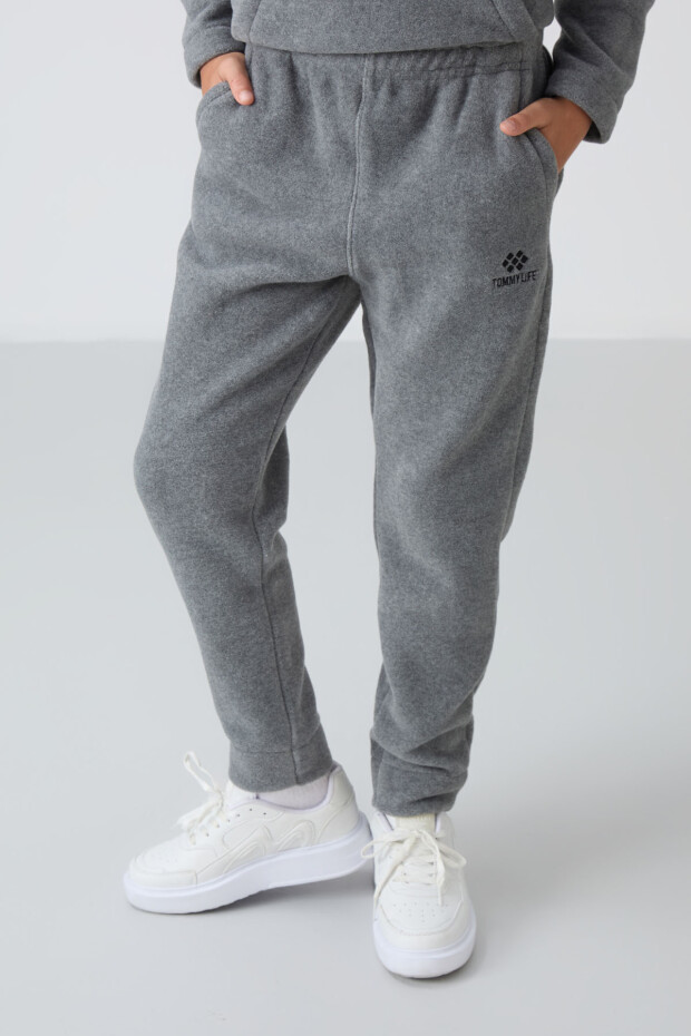 Gri Melanj Kalın Yumuşak Dokulu Standart Fit Nakışlı Polar Erkek Çocuk Eşofman Takım - 11218 - 4