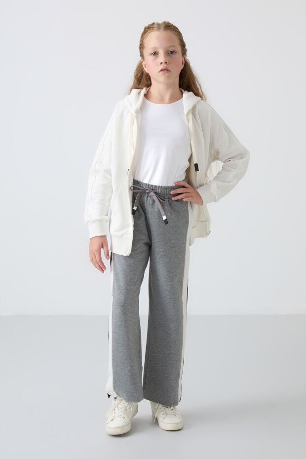 Gri Melanj Yırtmaç Detaylı Cepli Geniş Paça Kız Çocuk Eşofman Alt - 75141 - 1