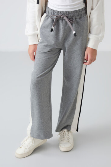 Gri Melanj Yırtmaç Detaylı Cepli Geniş Paça Kız Çocuk Eşofman Alt - 75141 - TOMMYLIFE (1)