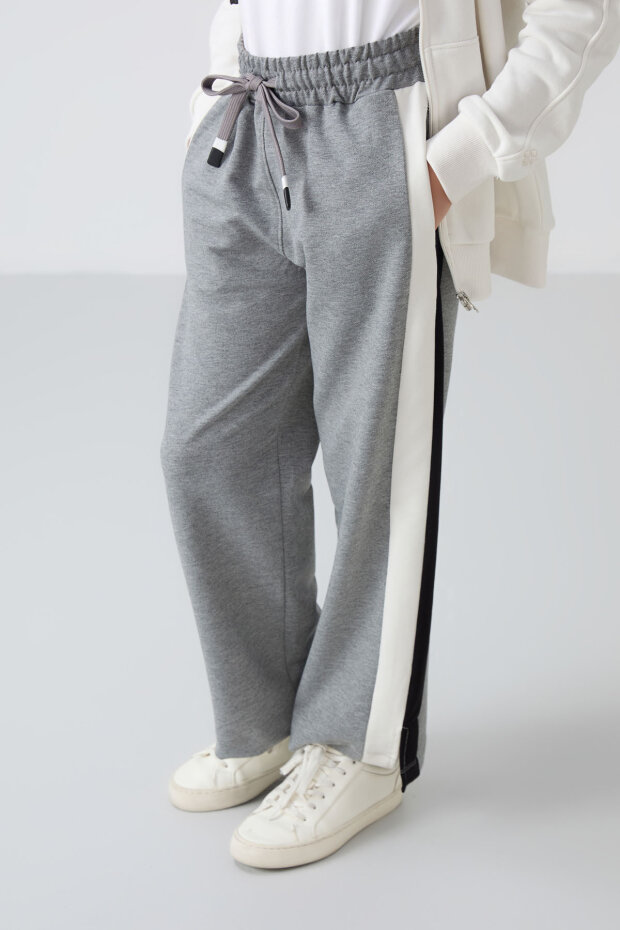 Gri Melanj Yırtmaç Detaylı Cepli Geniş Paça Kız Çocuk Eşofman Alt - 75141 - 4