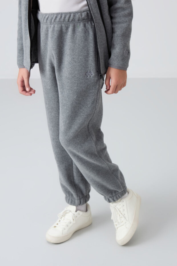 Gri Melanj Kalın Yumuşak Dokulu Standart Fit Nakışlı Polar Kız Çocuk Eşofman Alt - 75155 - 3