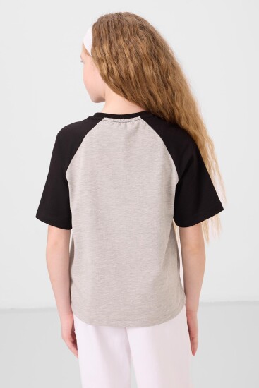 Gri Melanj O Yaka Pamuklu Baskılı Oversize Fit Kız Çocuk T-Shirt - 75179 - Thumbnail