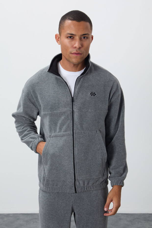 Gri Melanj Kalın Yumuşak Dokulu Comfort Fit Nakışlı Erkek Eşofman Takım - 85269 - 2