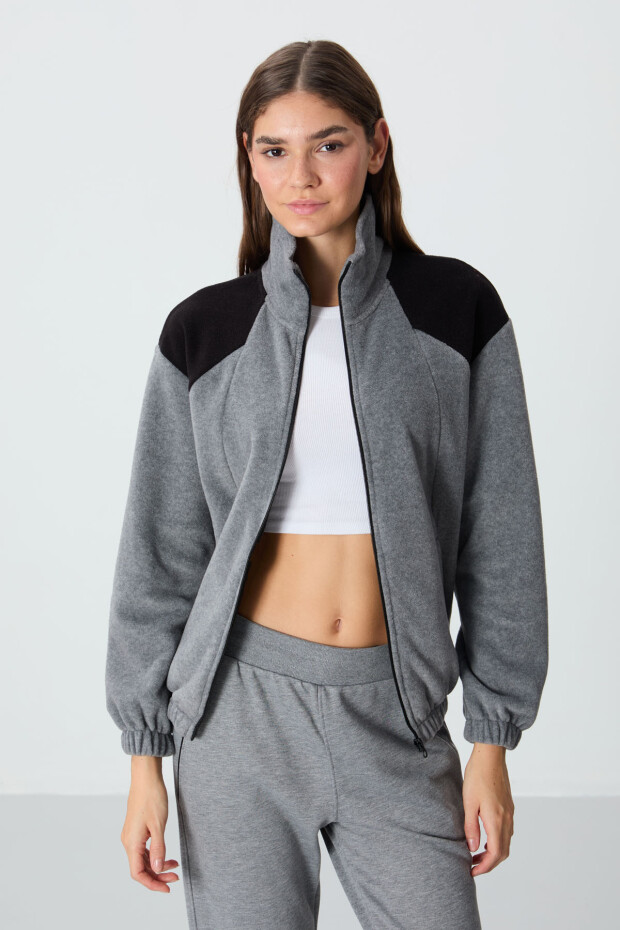 Gri Melanj Kalın Yumuşak Dokulu Dik Yaka Oversize Nakışlı Polar Kadın Sweatshirt - 97293 - 5