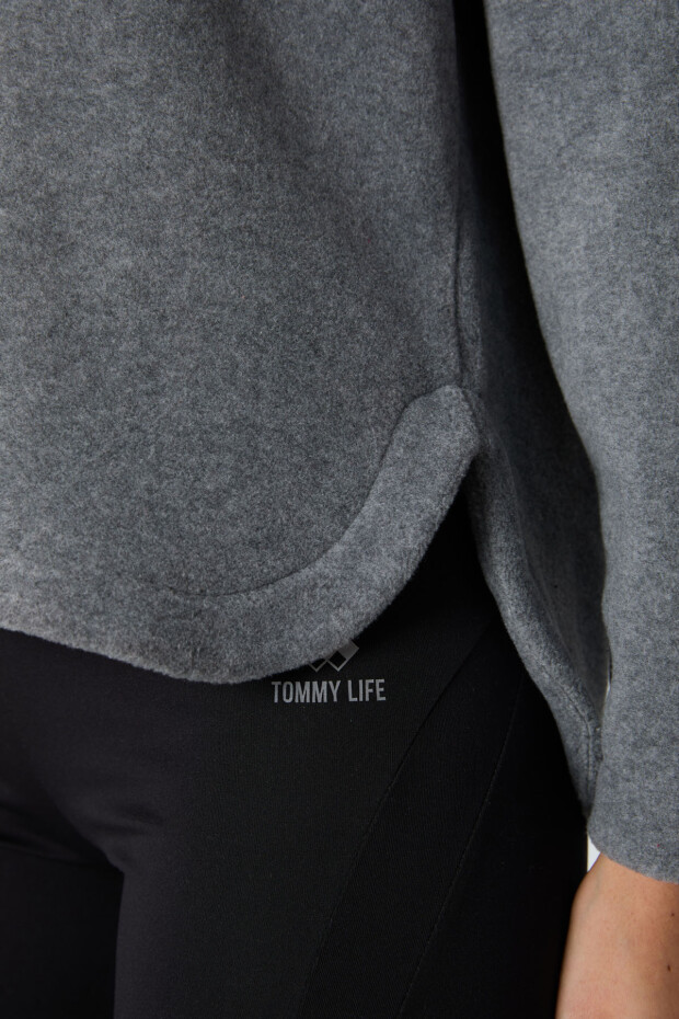 Gri Melanj Kalın Yumuşak Dokulu Kapüşonlu Standart Kalıp Nakışlı Polar Kadın Sweatshirt -97286 - 3
