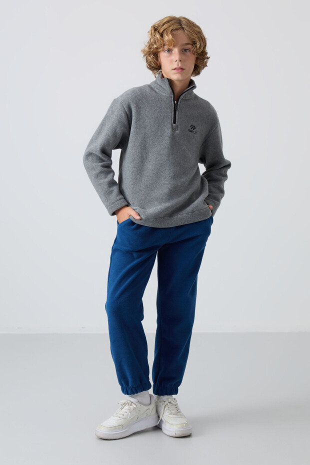 Gri Melanj Kalın Yumuşak Dokulu Standart Fit Nakışlı Polar Erkek Çocuk Sweatshirt - 11221 - 2