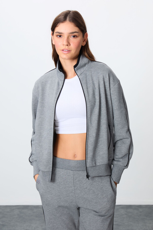 Gri Melanj Kompakt Pamuklu Kalın Pürüzsüz Dokulu Dik Yaka Oversize Fit Kadın Eşofman Takım - 95340 - 3