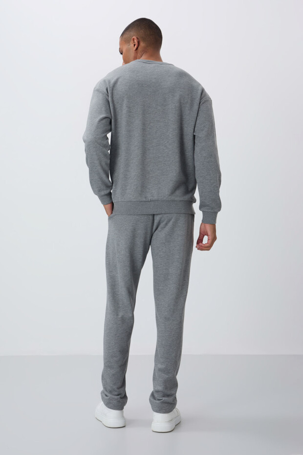 Gri Melanj Kompakt Pamuklu Kalın Pürüzsüz Dokulu O Yaka Comfort Fit Erkek Eşofman Takım -85263 - 7