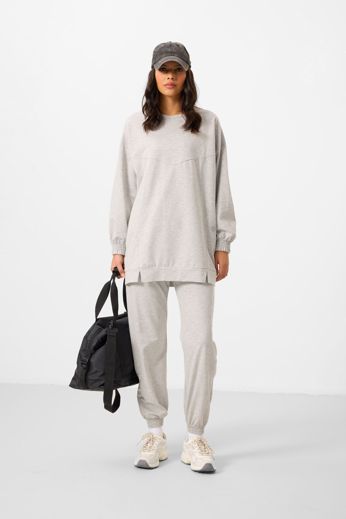 Gri Melanj O Yaka Basic Oversize Kadın Eşofman Tunik Takım - 95347 - TOMMYLIFE