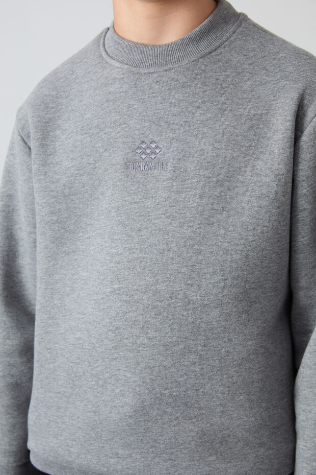 Gri Melanj Pamuklu Kalın İçi Tüylü Standart Fit Nakışlı Erkek Çocuk Sweatshirt - 11232 - 3