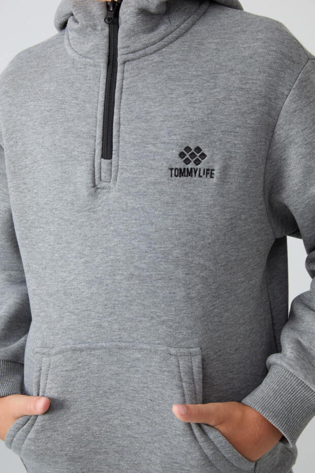 Gri Melanj Pamuklu Kalın İçi Tüylü Standart Fit Nakışlı Erkek Çocuk Sweatshirt - 11244 - 3
