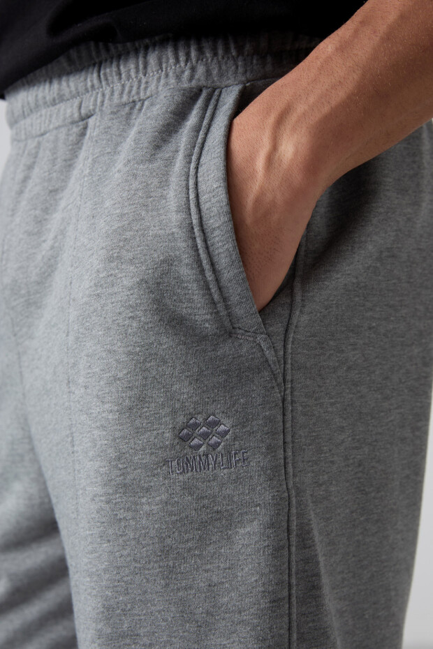 Gri Melanj Pamuklu Kalın Yumuşak Dokulu Comfort Fit Basic Erkek Şort - 81261 - 3