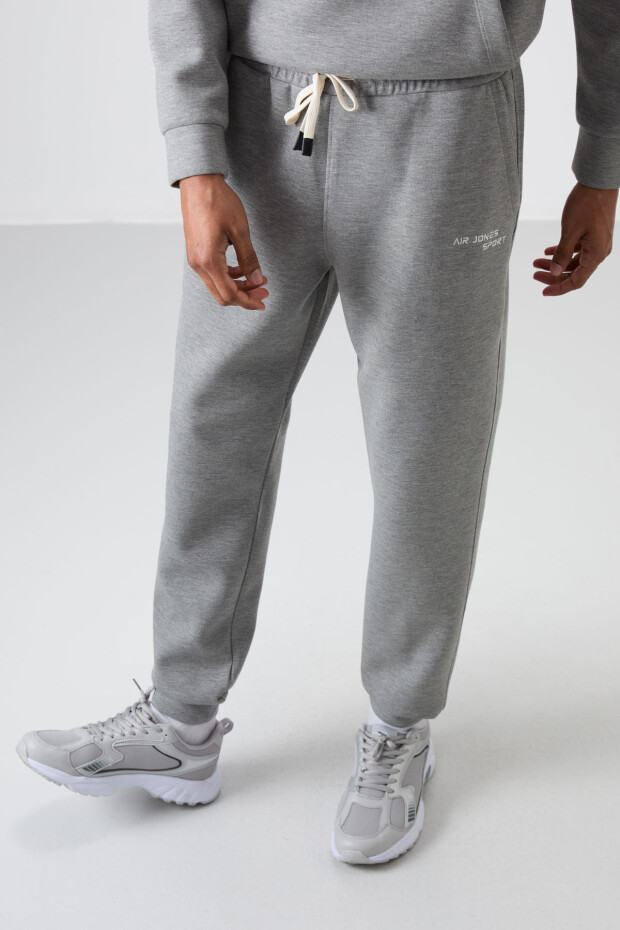Gri Melanj Pamuklu Kalın Yumuşak Dokulu Comfort Fit Nakışlı Erkek Eşofman Takım - 85255 - 8
