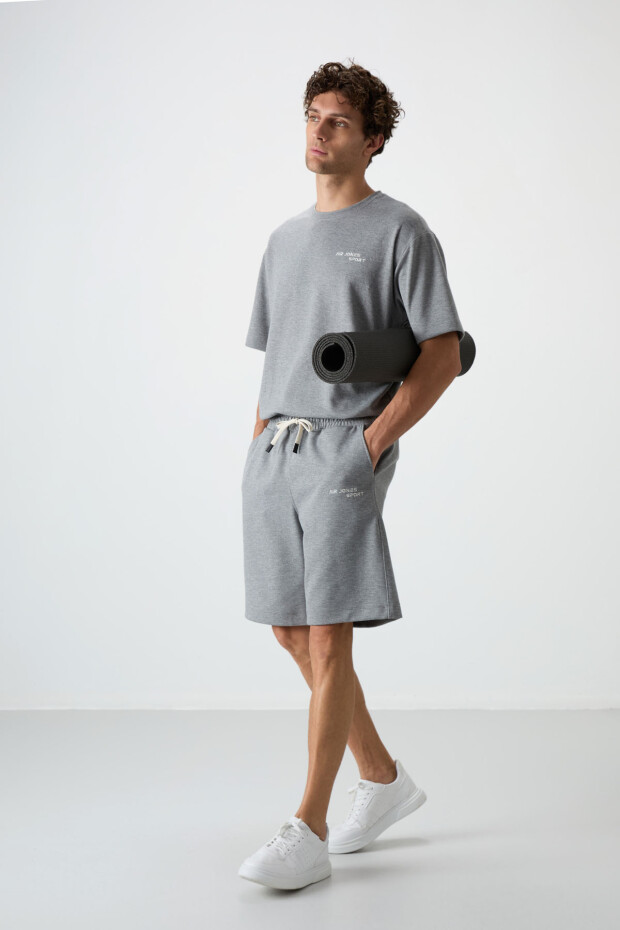 Gri Melanj Pamuklu Kalın Yumuşak Dokulu Oversize Fit Nakışlı Erkek Şort Takım - 85250 - 7