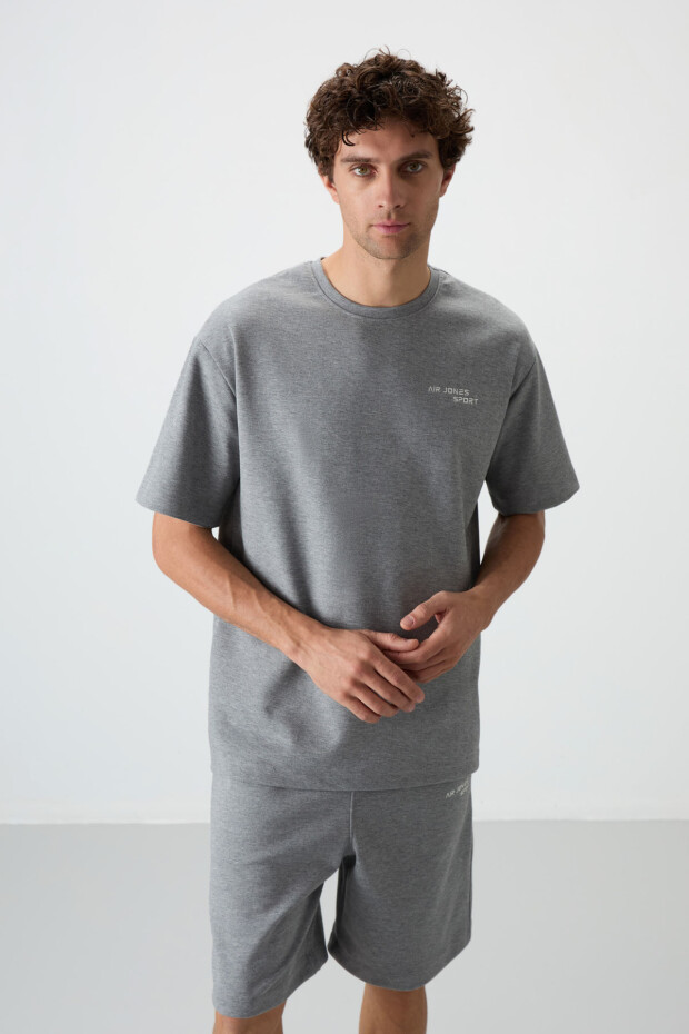 Gri Melanj Pamuklu Kalın Yumuşak Dokulu Oversize Fit Nakışlı Erkek Şort Takım - 85250 - 6