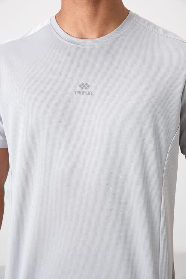 Gri Nefes Alan Dokulu İnce Esnek Standart Fit Erkek Performans T-Shirt - 88390 - 3