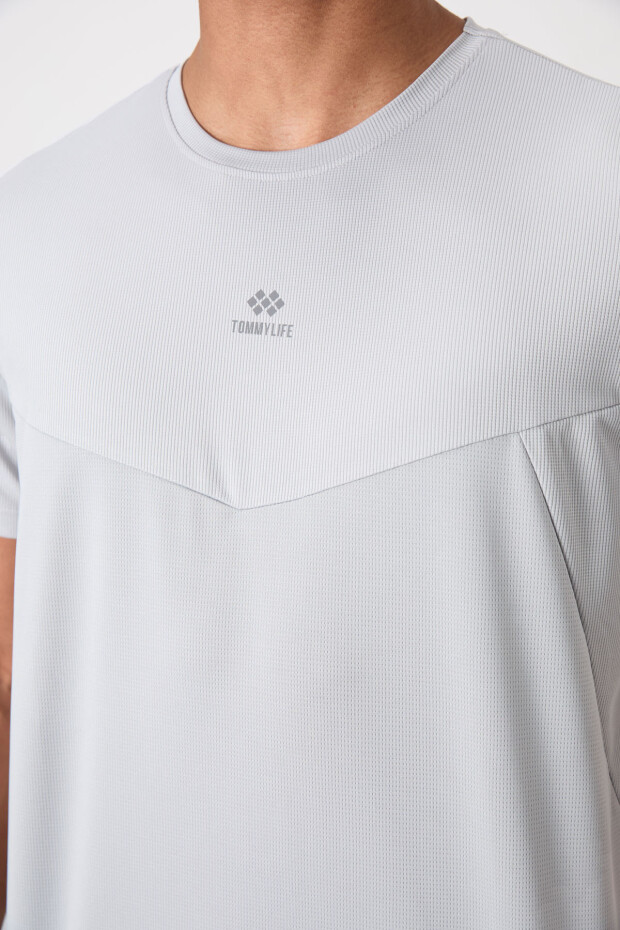 Gri Nefes Alan Dokulu İnce Esnek Standart Fit Erkek Performans T-Shirt - 88391 - 5