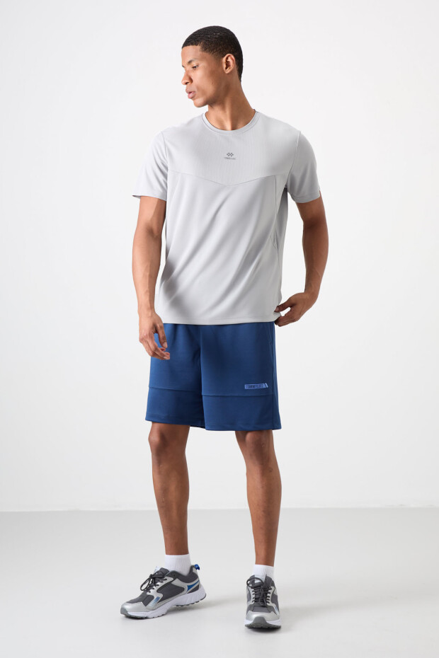 Gri Nefes Alan Dokulu İnce Esnek Standart Fit Erkek Performans T-Shirt - 88391 - 4
