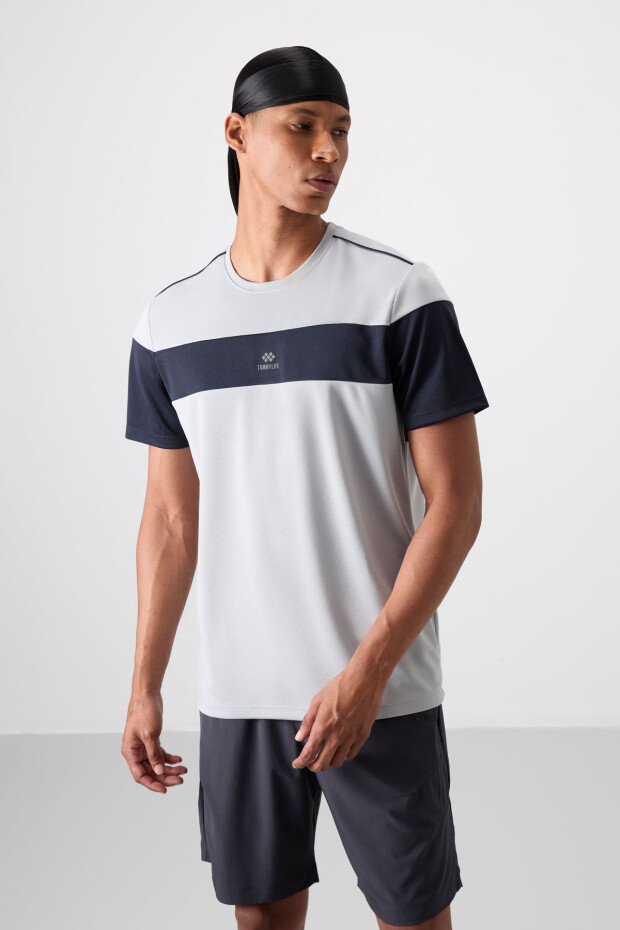 Gri Nefes Alan Dokulu İnce Esnek Standart Fit Erkek Performans T-Shirt - 88396 - 1