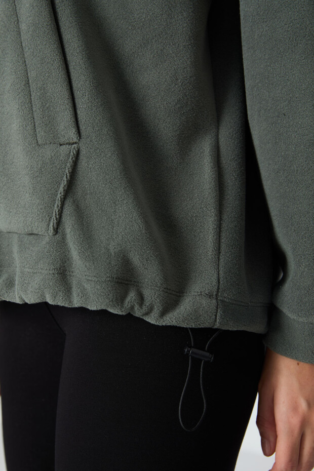 Haki Kalın Yumuşak Dokulu Kapüşonlu Oversize Nakışlı Polar Kadın Sweatshirt - 97292 - 3