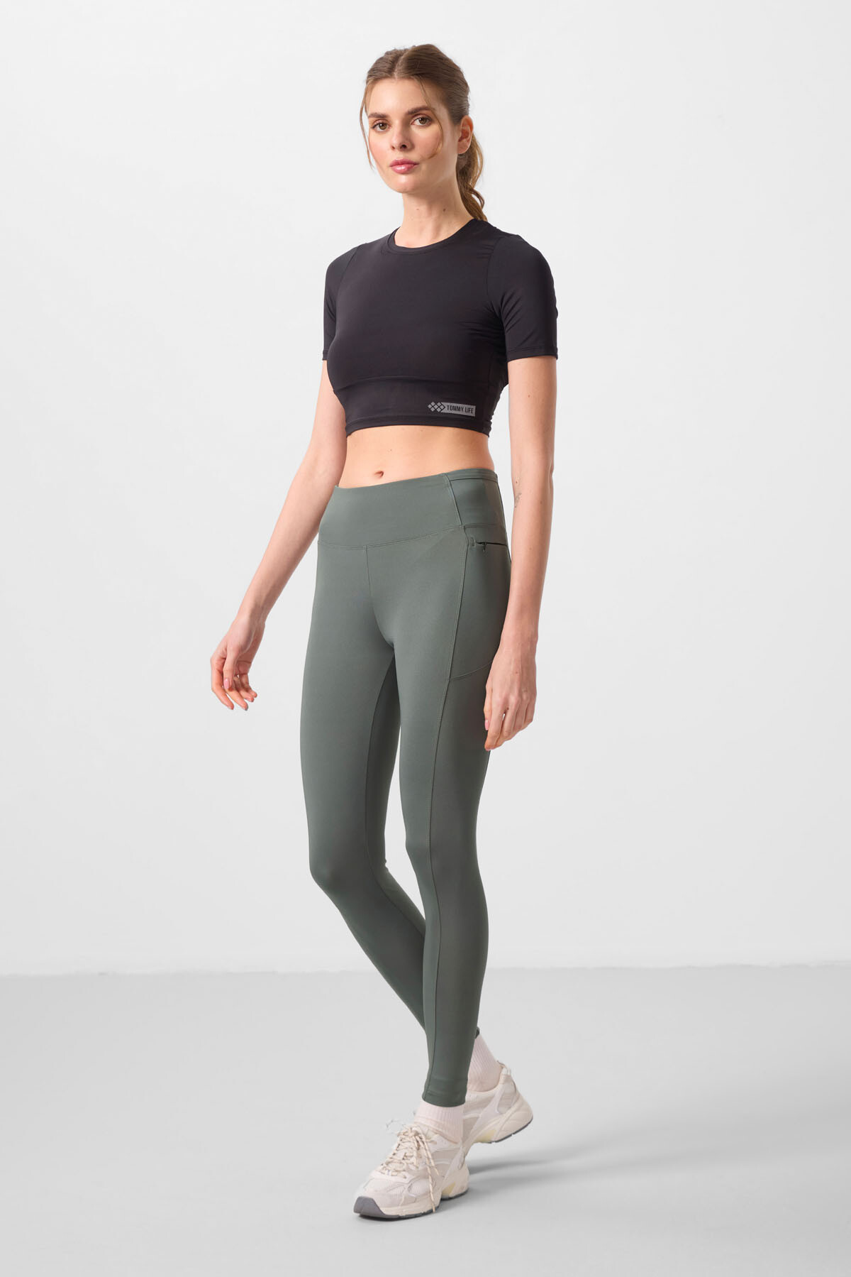 Haki Esnek Standart Fit Performans Kadın Tayt - 94667 - TOMMYLIFE